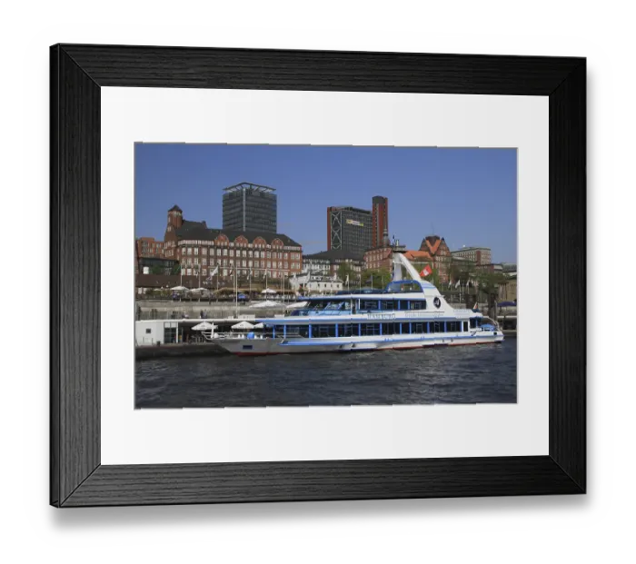 Framed Print : St. Pauli Landungsbrucken