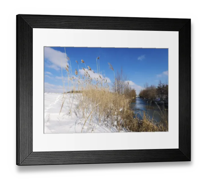 Framed Print : Hamm, North Rhine-Westphalia, Germany - Sunny winter landscape in the Ruhr area Framed Print : Hamm, North Rhine-Westphalia, Germany - Sunny winter landscape in the Ruhr area
