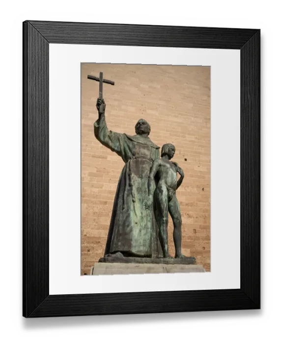 Framed Print : Sculptures Santo Domingo (left) and San Francisco (right) Basilica of the Monastery of Sant Francesc