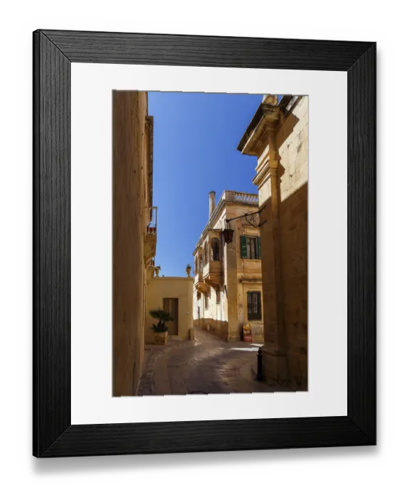 Framed Print : Impressions of the narrow medieval streets of Mdina