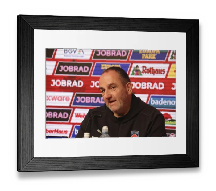 Framed Print : Head coach /  coach Frank Schmidt (FC Heidenheim) at the press conference