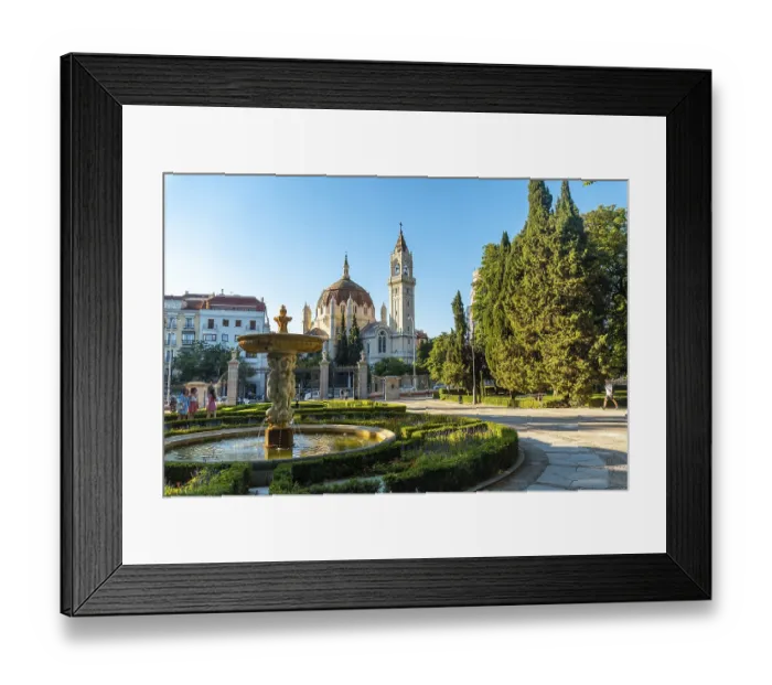 Framed Print : San Manuel y San Benito Parish seen from the Retiro Park in the city of Madrid