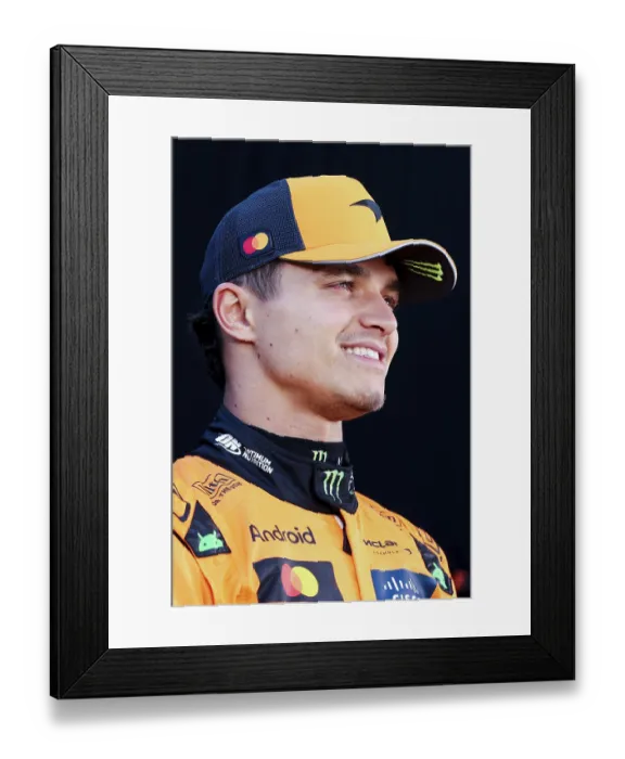 Framed Print : MELBOURNE, AUSTRALIA - MARCH 13