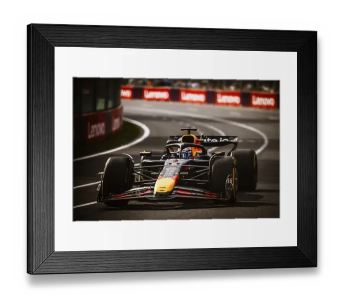 Framed Print : MELBOURNE, AUSTRALIA - MARCH 14 Framed Print : MELBOURNE, AUSTRALIA - MARCH 14