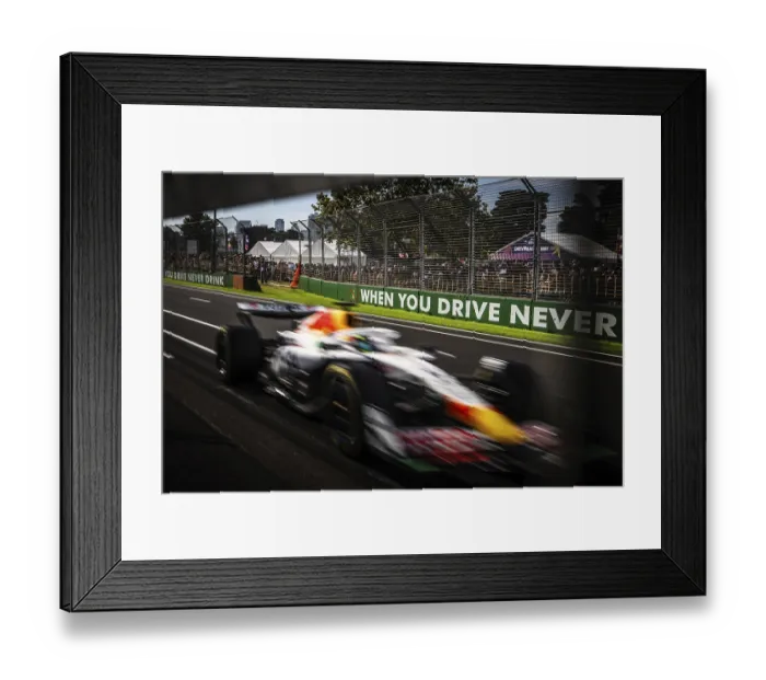 Framed Print : MELBOURNE, AUSTRALIA - MARCH 14 Framed Print : MELBOURNE, AUSTRALIA - MARCH 14