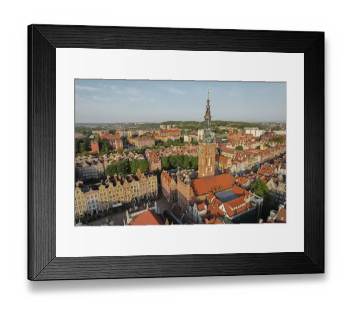 Framed Print : St Mary's Cathedral Beautiful panoramic architecture of old town in Gdansk