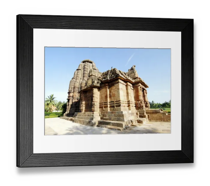 Framed Print : Raja Rani temple of red-gold sandstone