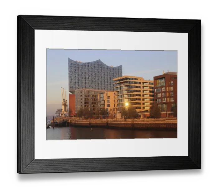 Framed Print : View on Elbphilharmonie and modern apartement buildings