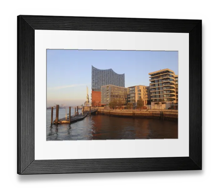 Framed Print : View on Elbphilharmonie and modern apartement buildings