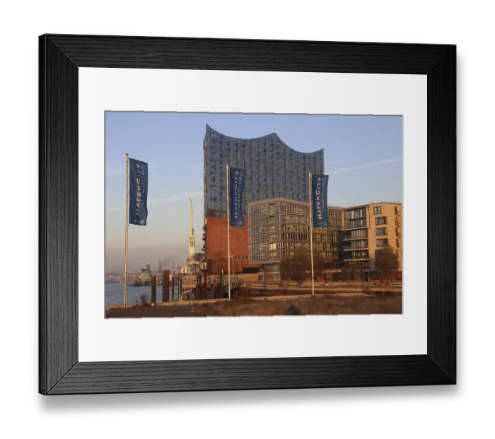 Framed Print : View on Elbphilharmonie and modern apartement buildings