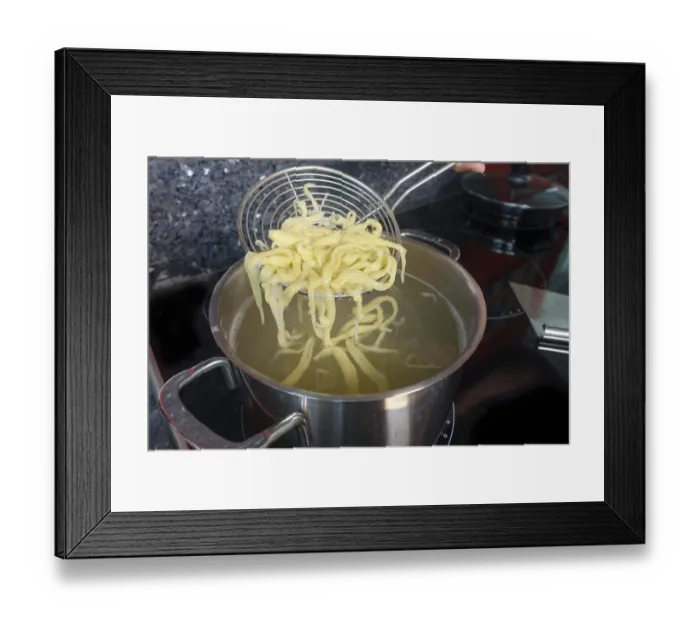 Framed Print : Swabian cuisine, preparation of spaetzle