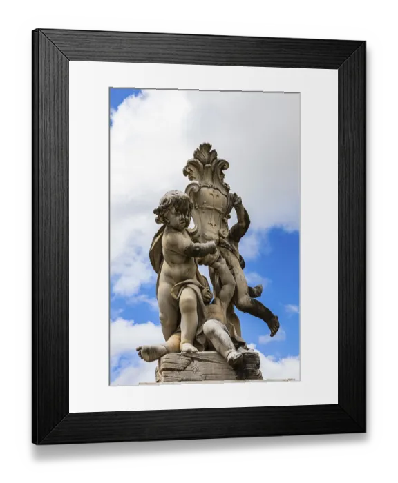 Framed Print : Statue of angels, Piazza Duomo Framed Print : Statue of angels, Piazza Duomo