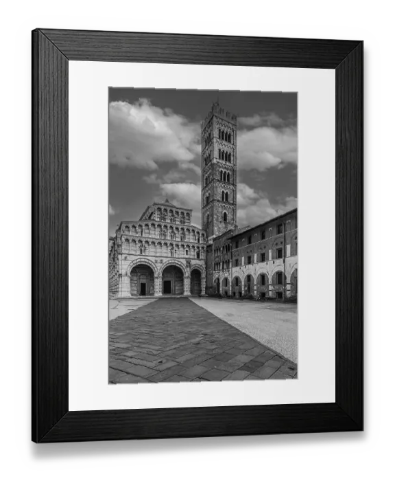 Framed Print : The Cathedral of San Martino, historic city centre