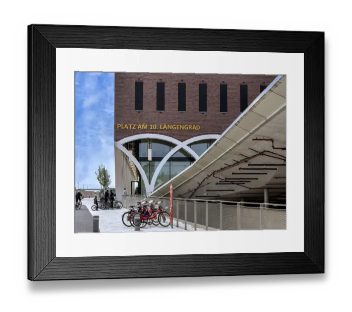 Framed Print : Westfield, architecture at the new Hamburg shopping centre