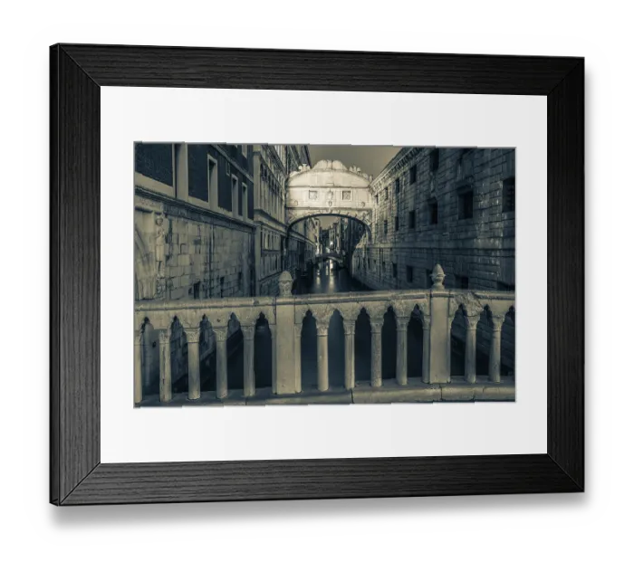 Framed Print : Bridge of Sighs or Ponte dei Sospiri at the Doge's Palace over the Rio di Palazzo