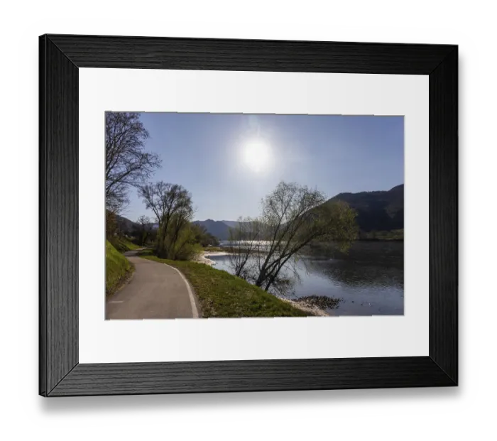 Framed Print : Danube cycle path on the banks of the Danube