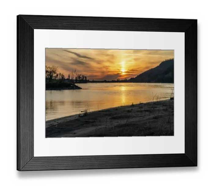 Framed Print : Sunrise over the Danube, near Rossatz