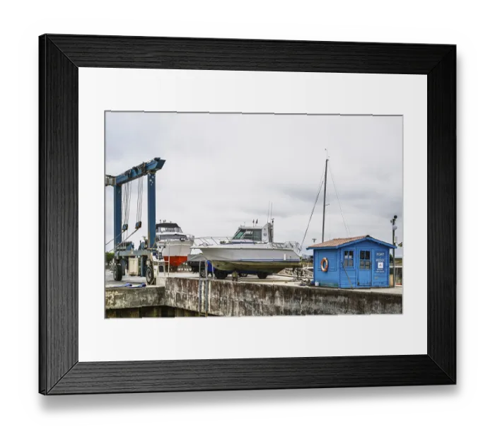 Framed Print : Marina in Le Verdon-sur-Mer, Nouvelle-Aquitaine