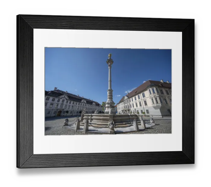 Framed Print : St Mary's Fountain with St Mary's Column