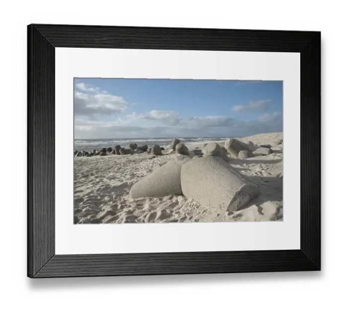 Framed Print : Tetrapods on the beach of Hornum on the island of Sylt
