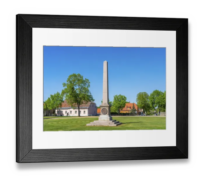 Framed Print : Obelisk in the ensemble of buildings at Neuhardenberg Castle