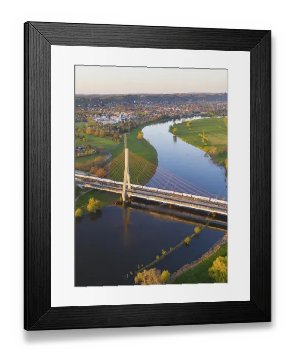 Framed Print : Elbe bridge between Radebeul- Naundorf and Dresden- Niederwartha in the Elbe valley