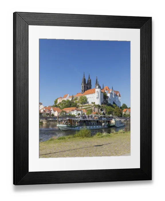 Framed Print : Paddle steamer Pillnitz on the Elbe in front of Albrechtsburg Castle
