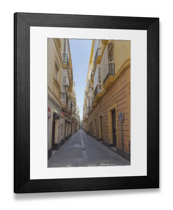 Framed Print : Narrow alley in the old town of Cadiz Framed Print : Narrow alley in the old town of Cadiz
