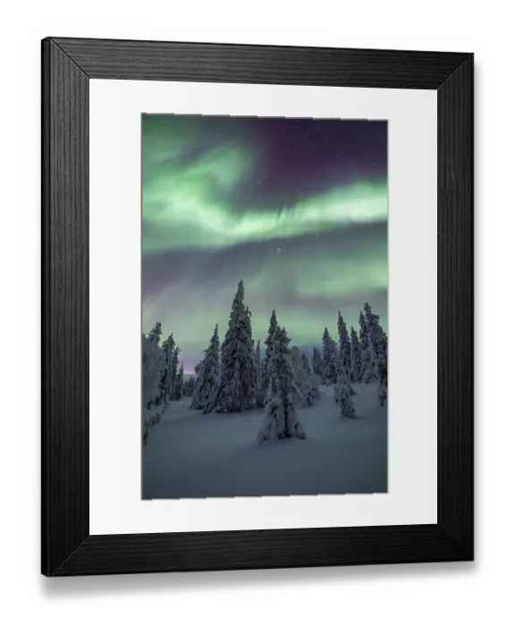 Framed Print : Northern lights over winter landscape Framed Print : Northern lights over winter landscape