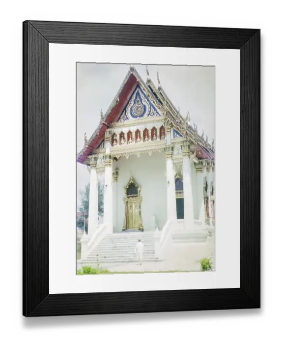 Framed Print : Wat Chetawan Thai Buddhist temple