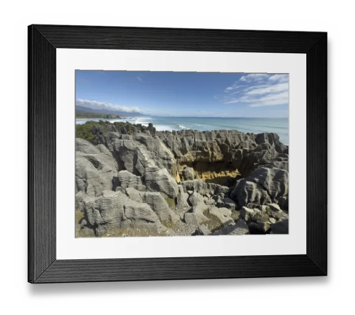Framed Print : Pancake Rocks in Paparoa National Park