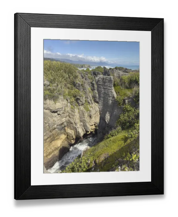 Framed Print : Pancake Rocks in Paparoa National Park