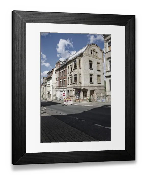 Framed Print : Ruin of a residential building Framed Print : Ruin of a residential building