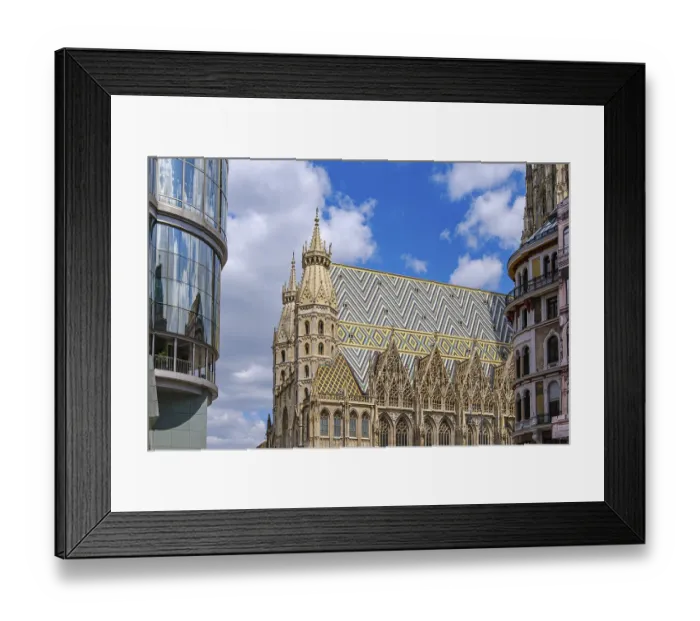 Framed Print : St Stephen's Cathedral on St Stephen's Square in Vienna Framed Print : St Stephen's Cathedral on St Stephen's Square in Vienna