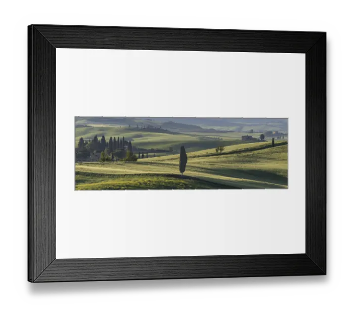 Framed Print : Landscape at sunrise around Pienza