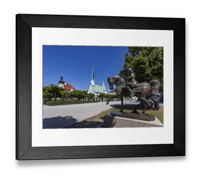 Framed Print : Equestrian statue, Field Marshal Tilly Monument on Kapellplatz with Chapel of Mercy