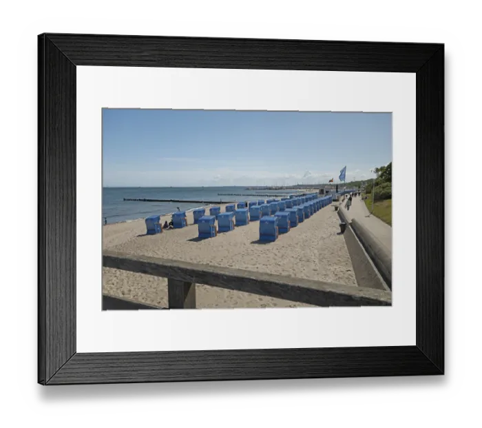 Framed Print : Pier, beach, beach chairs, Kuhlunsborn Ost Framed Print : Pier, beach, beach chairs, Kuhlunsborn Ost