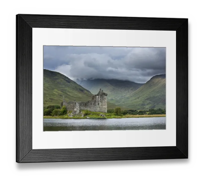Framed Print : Rain clouds over Kilchurn Castle ruins on Loch Awe