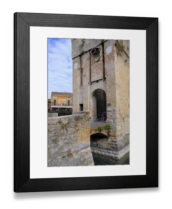 Framed Print : Lake Garda, Lago di Garda, Sirmione Framed Print : Lake Garda, Lago di Garda, Sirmione
