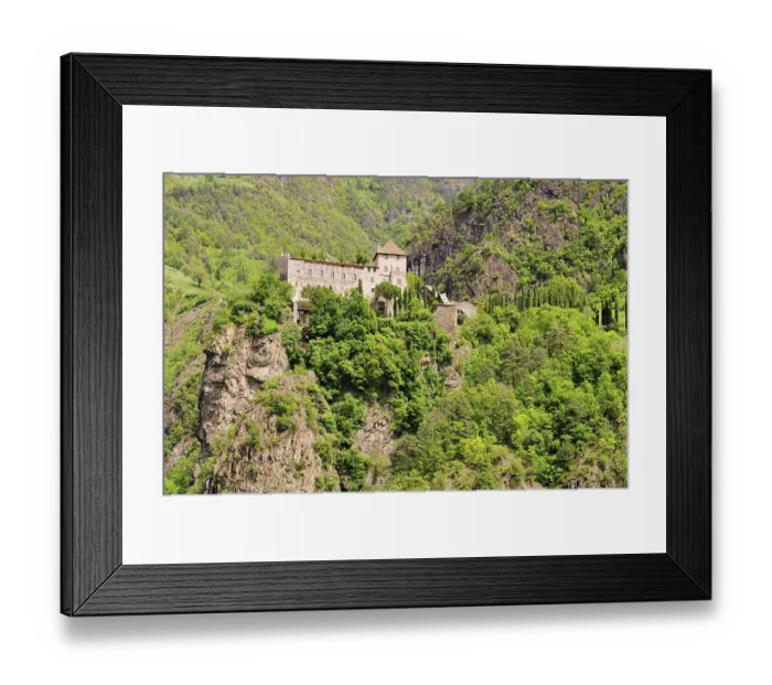 Framed Print : Vanga Castle 01