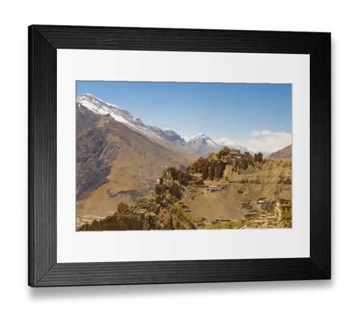 Framed Print : The stunning Dhankar cliff old monastery in Spiti Valley amongst the mountains of the Himalayas in Dhankar