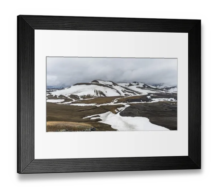 Framed Print : Dramatic volcanic landscape with mountains and snow Framed Print : Dramatic volcanic landscape with mountains and snow