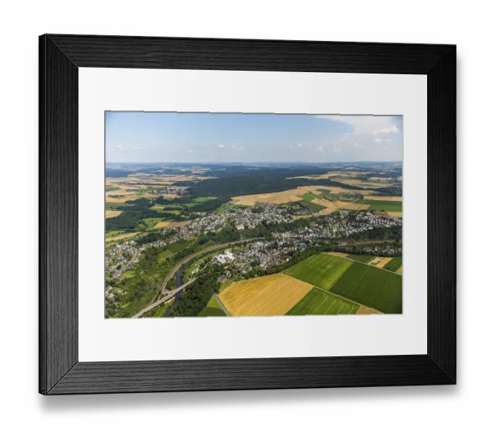 Framed Print : Runkel Castle with Lahn and Lahn bridge Framed Print : Runkel Castle with Lahn and Lahn bridge