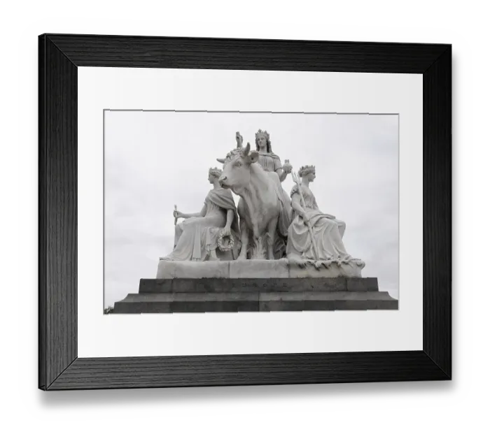 Framed Print : Detail, figures on the monument Framed Print : Detail, figures on the monument