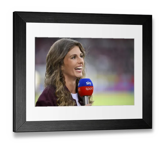 Framed Print : SKY presenter Mara Mones, portrait