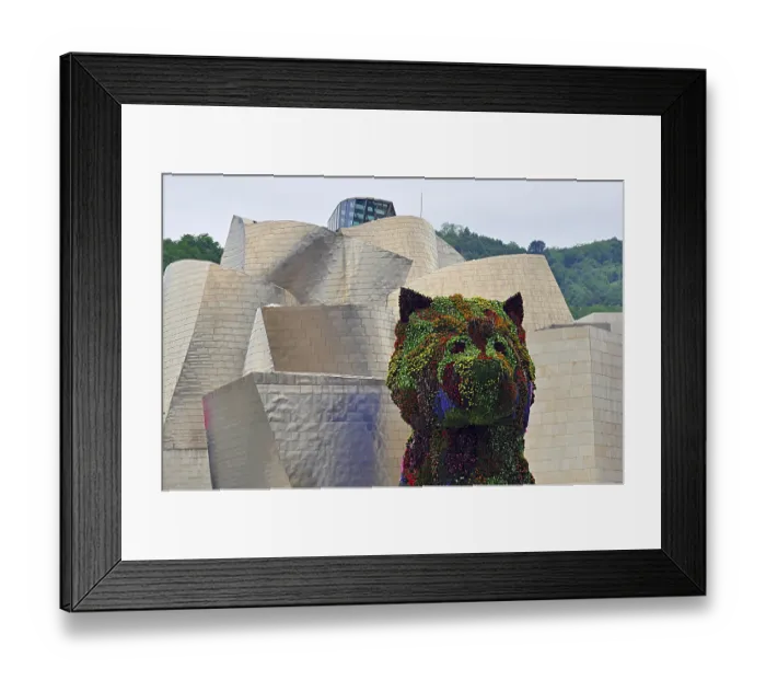 Framed Print : Puppy, sculpture by Jeff Koons in front of Guggenheim Museum