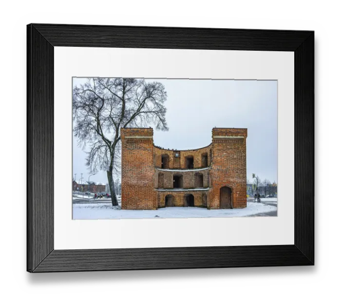 Framed Print : The Zingel, a medieval fortification situated in front of the Friedlander Tor gate Framed Print : The Zingel, a medieval fortification situated in front of the Friedlander Tor gate