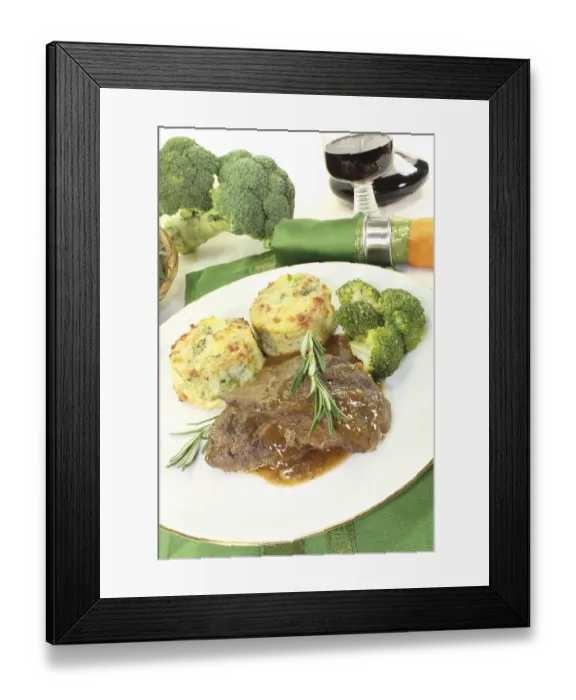 Framed Print : Freshly cooked venison medallions with potato gratin