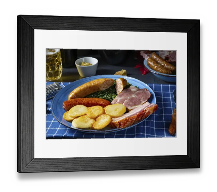 Framed Print : Delicious Oldenburg kale with Pinkelwurst sausage Framed Print : Delicious Oldenburg kale with Pinkelwurst sausage