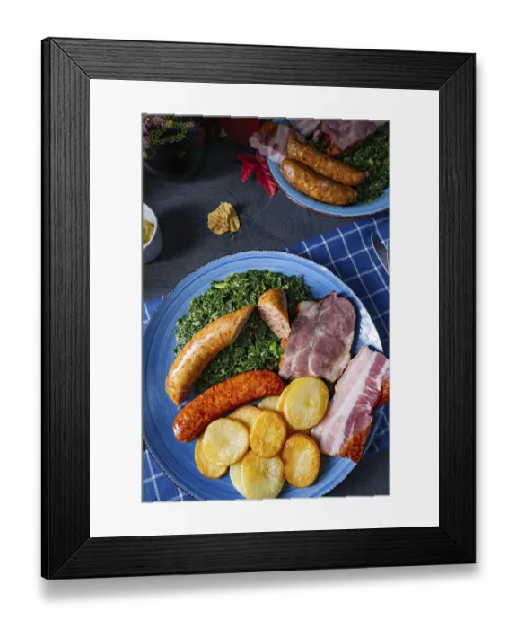 Framed Print : Delicious Oldenburg kale with Pinkelwurst sausage